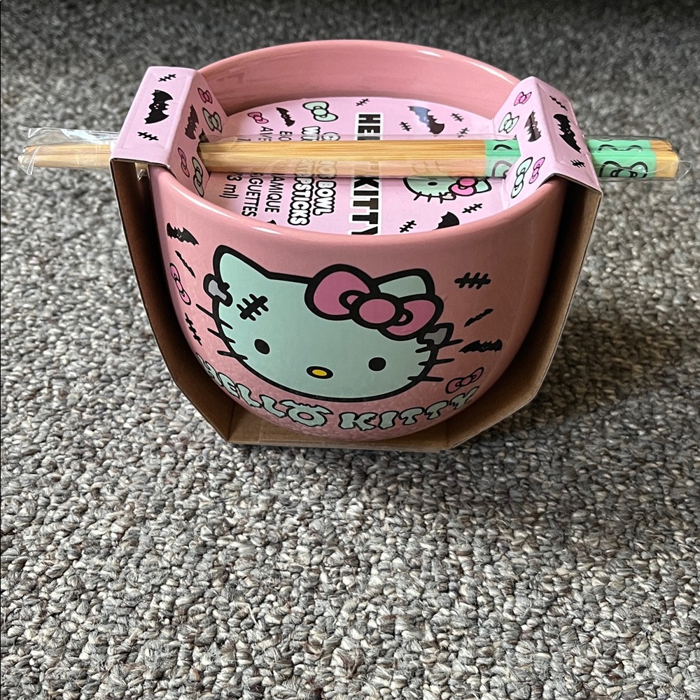 Hello Kitty bowl with chopsticks